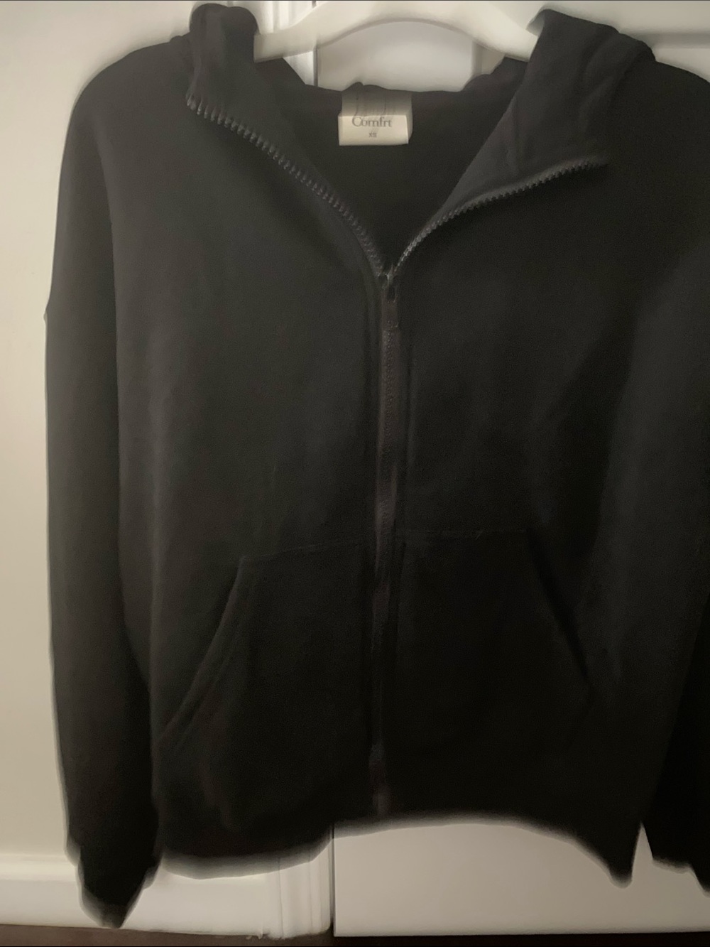 NWOT Comfrt Black zip Hoodie